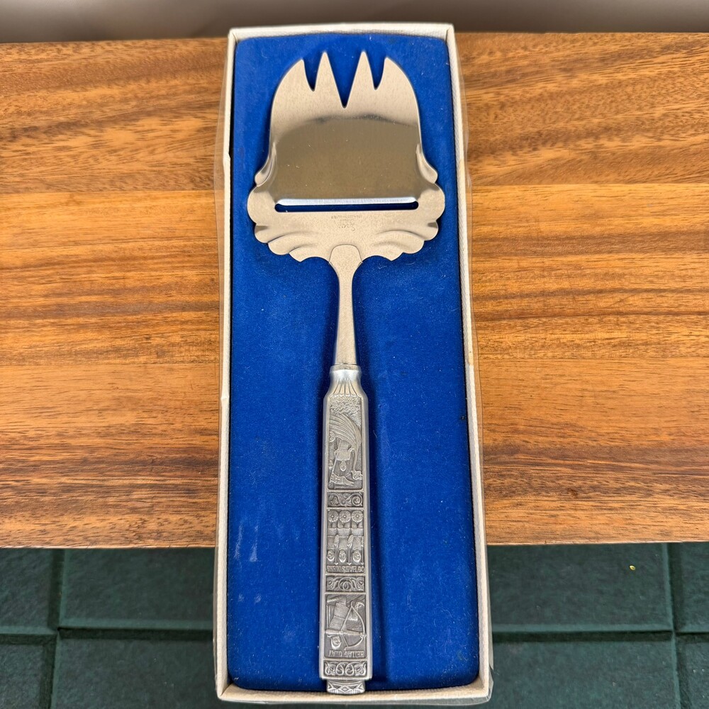 Konge-Tinn Norwegian Pewter Cheese Slicer Fork Viking Engraved Handle